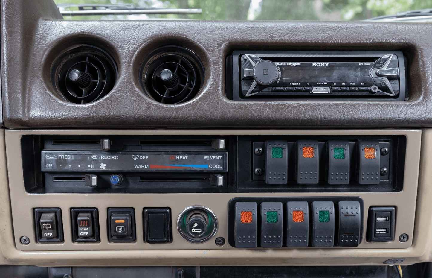 FJ60 Dash with multiple parts we offer Installed